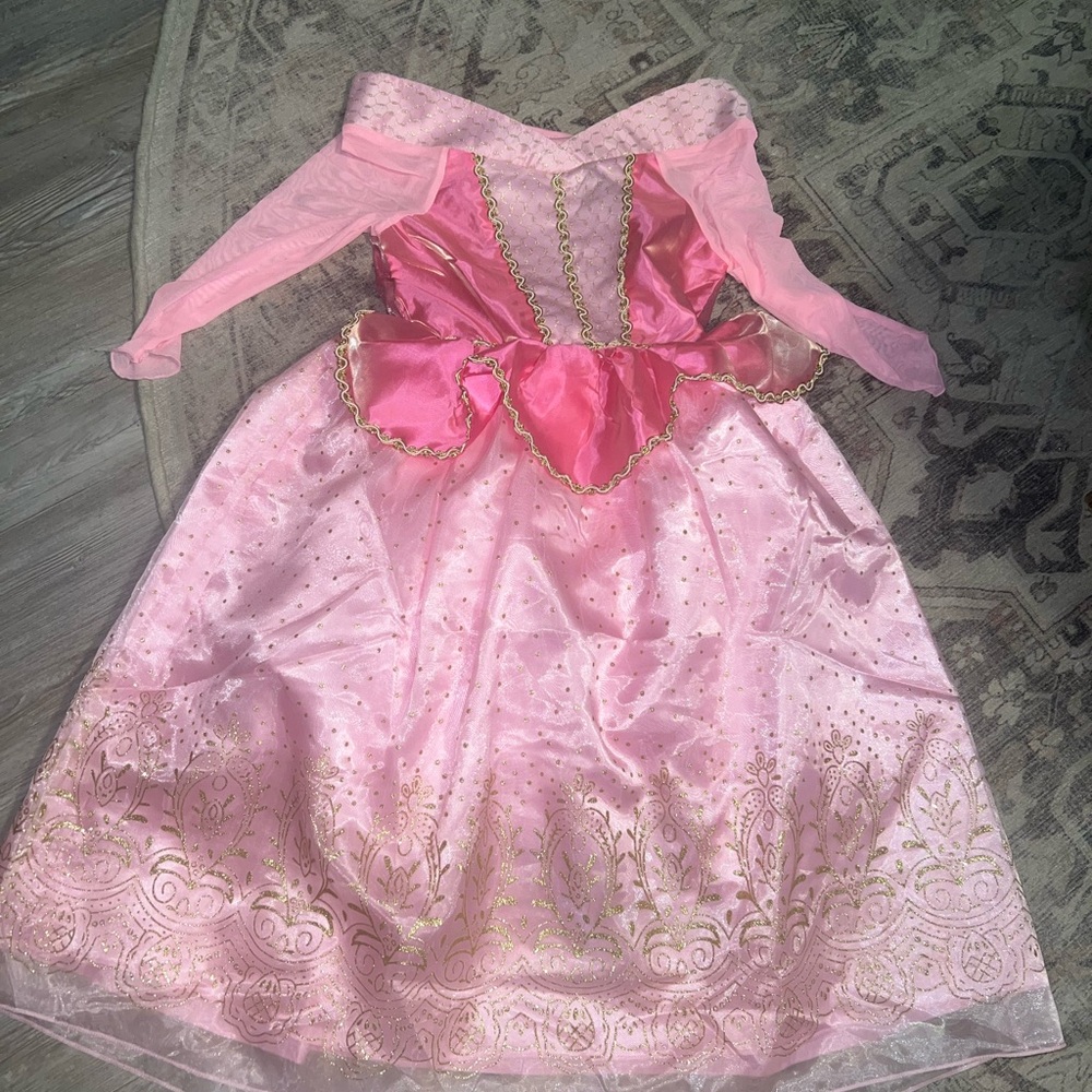 NWOT Girls Sleeping Beauty Dress / Dress Up Gown